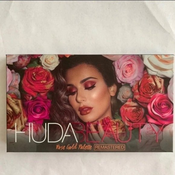 NEW HUDA BEAUTY Rose Gold REMASTERED VS Original Rose Gold  Huda Beauty Rose Gold Palette Remastered